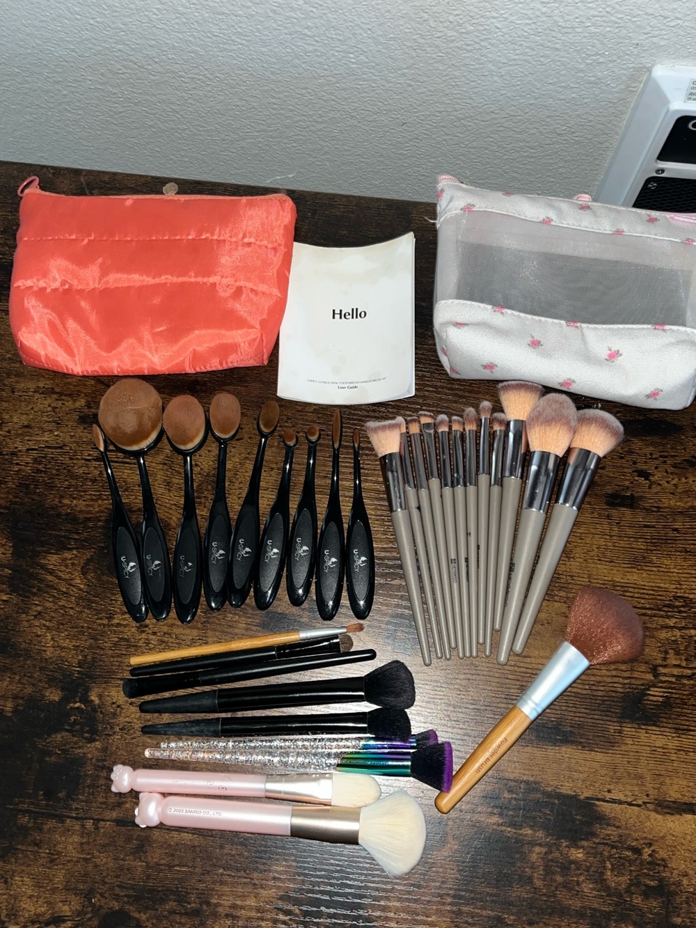 BIG BUNDLE OF Makeup Brush Sets with Coral and Cream Storage Pouches